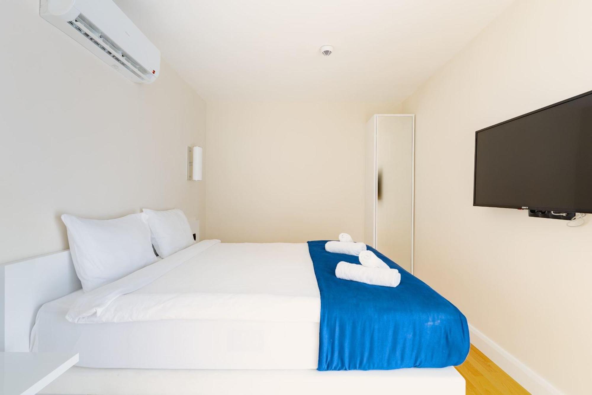 Orbi Twin Towers Aparthotel With Sea View บาทูมิ ภายนอก รูปภาพ