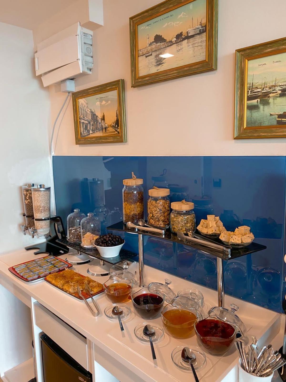 Orbi Twin Towers Aparthotel With Sea View บาทูมิ ภายนอก รูปภาพ